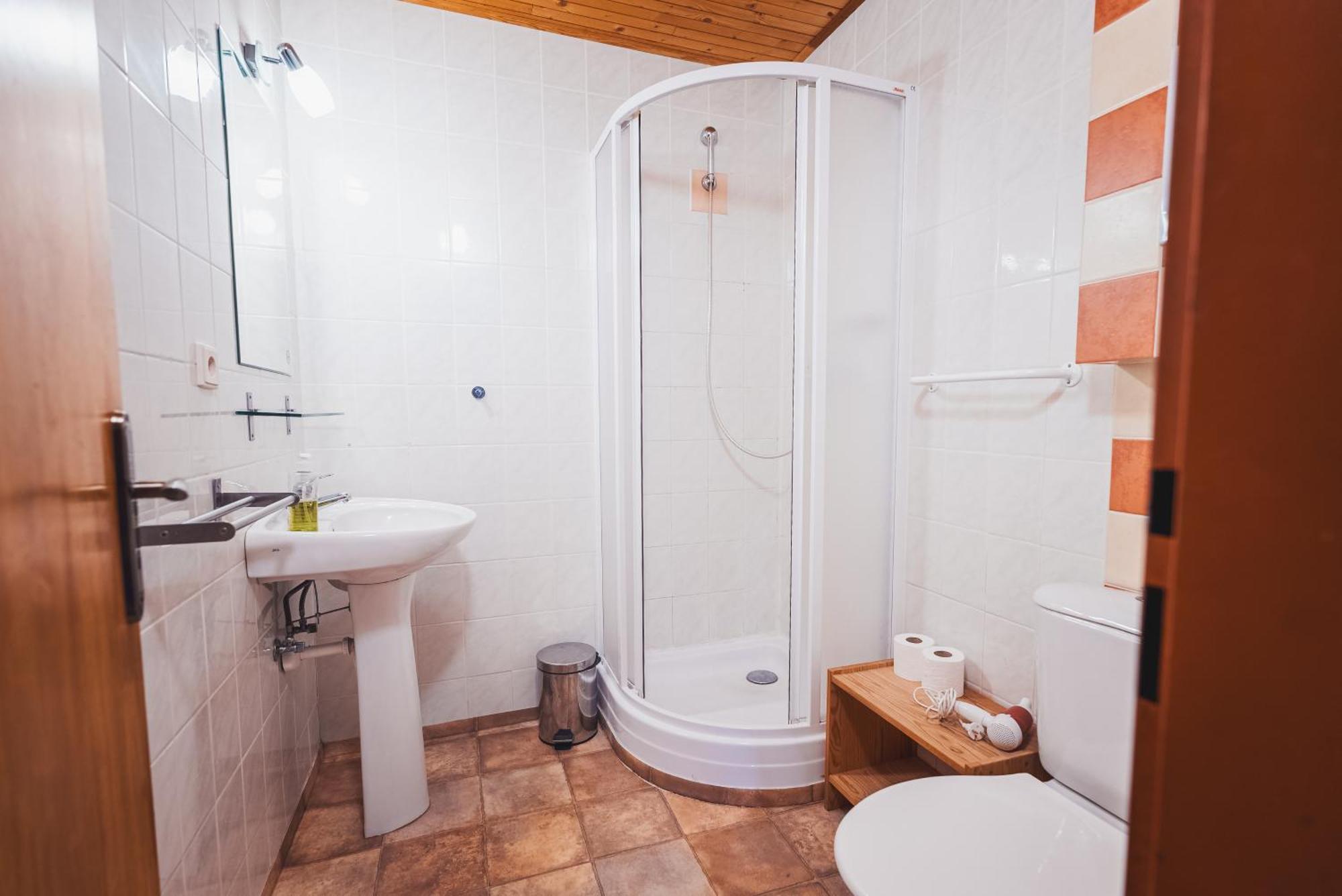 Myslivna Harrachov Hotell Exteriör bild