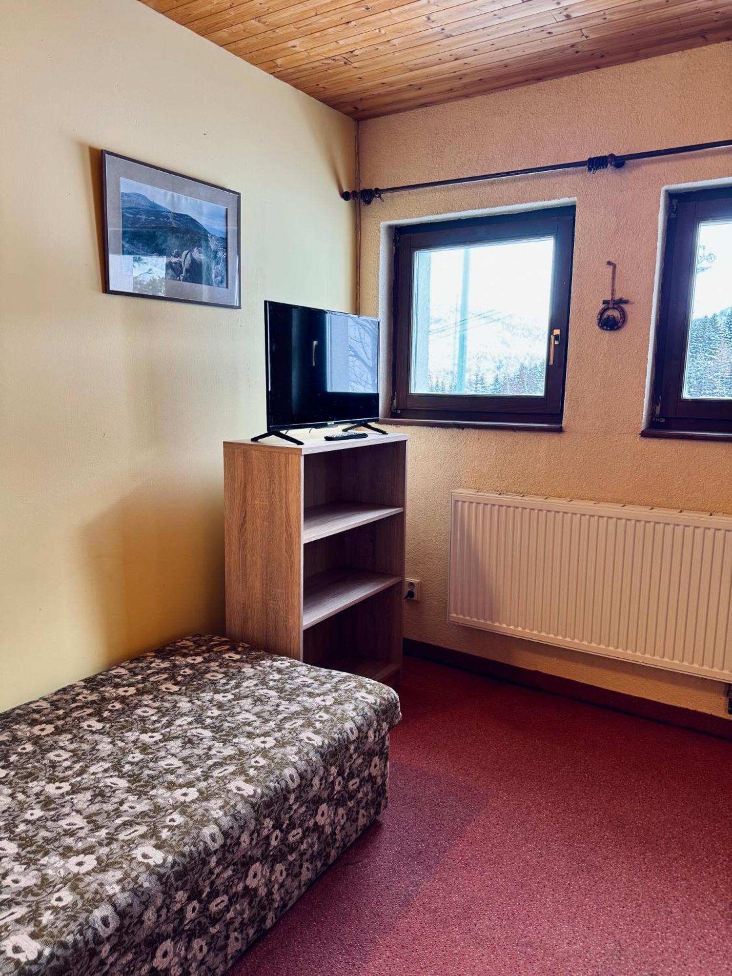 Myslivna Harrachov Hotell Exteriör bild